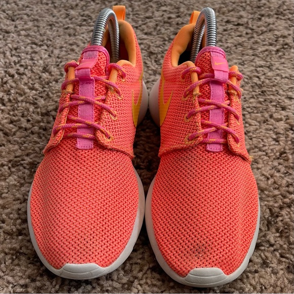 Nike Roshe Run Atomic Mango Running Shoes Women’s Size 6 - Picture 2 of 8